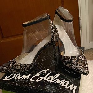Baroque pattern ankle strap heel
